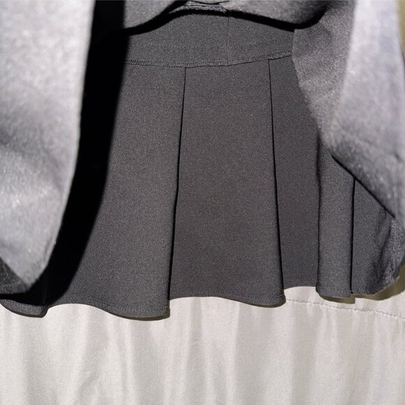 Forever 21 Black Skater Mini Skirt Womens Size SMALL Pleated Flared Solid - Picture 7 of 11